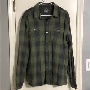 Kuhn plaid button up